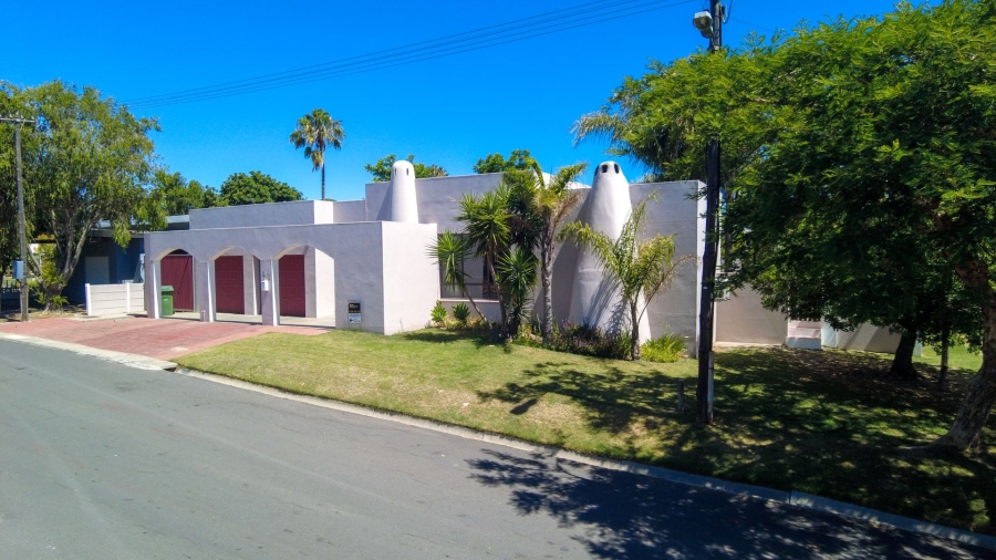 3 Bedroom Property for Sale in Hopefield Western Cape